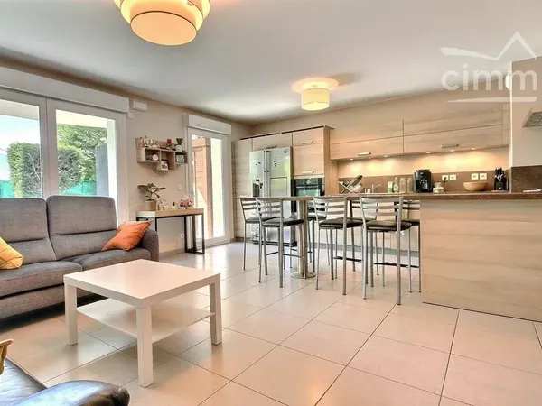 Magnifique T4 moderne avec jardin et garage à Meylan