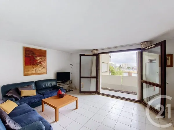 Appartement 4 pièces 82 m²