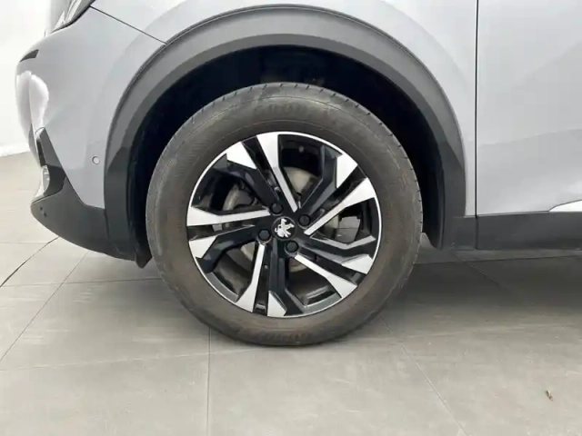 Peugeot 2008 puretech 130 s&amp;s bvm6 — photo 13