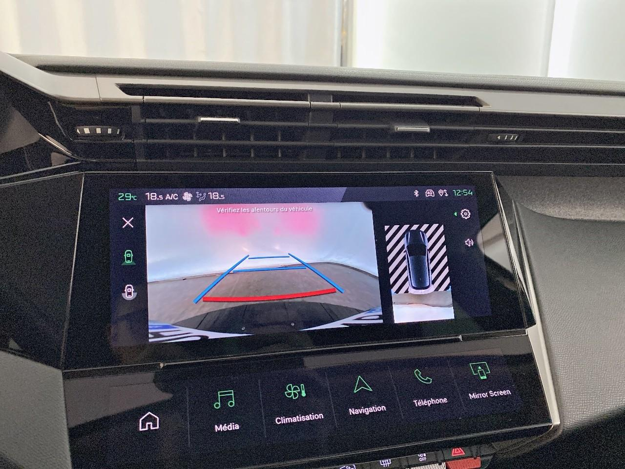 Peugeot 308 hybrid 145 e-dcs6 allure — photo 17