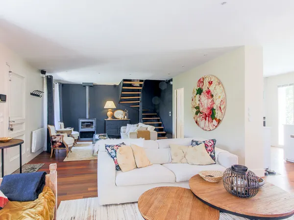 Maison 7 pièces 163 m²