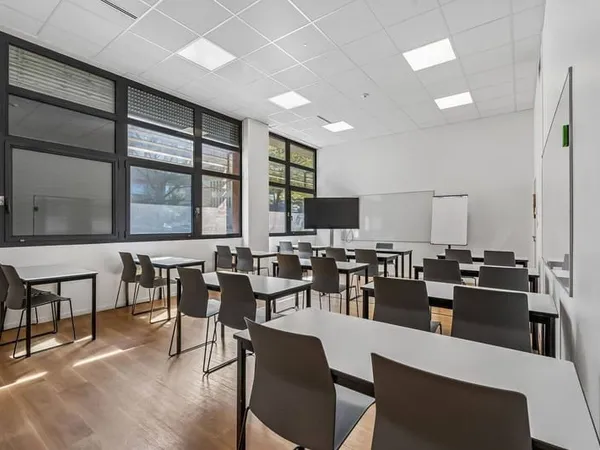 Bureaux 972 m²