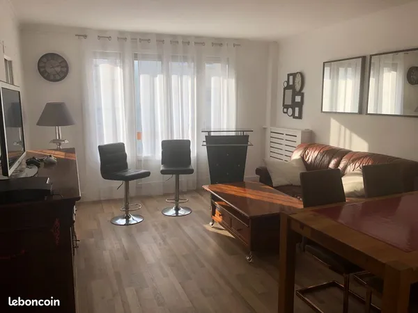 Appartement 72 m² - 3 chambres - Balcon - Cave - Proche gare