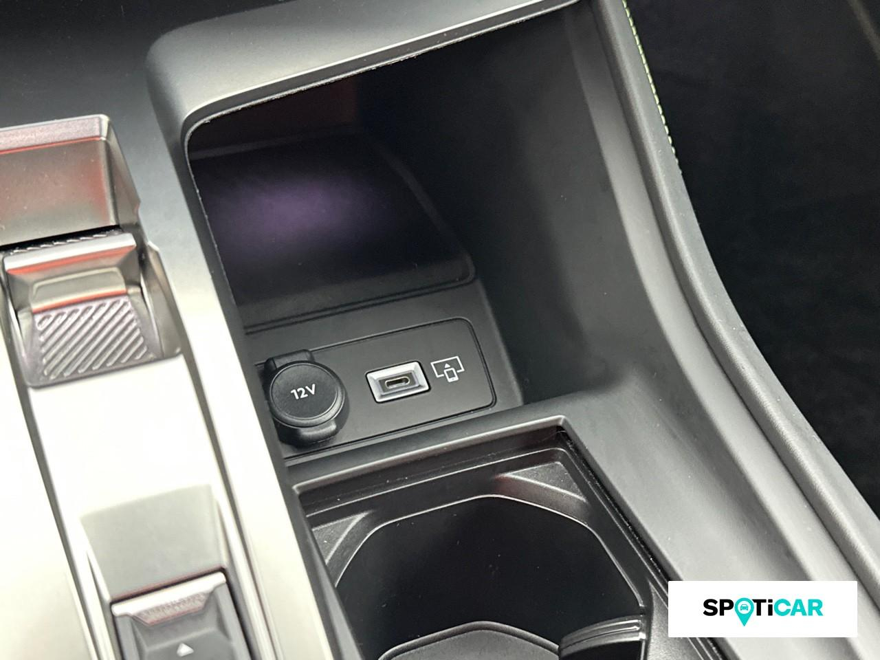 Peugeot 308 phev 180ch gt e-eat8 — photo 16