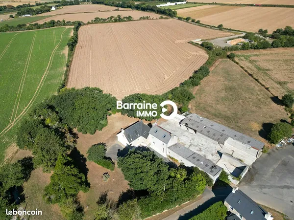 Maison 8 pièces 232 m²