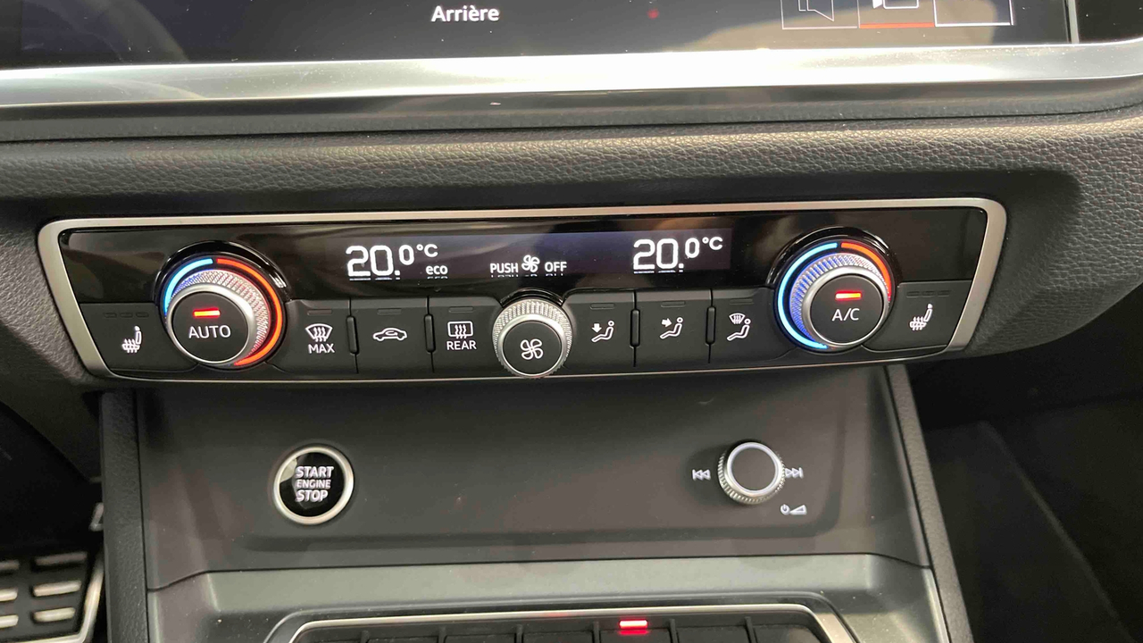 Audi Q3 35 TFSI 150 ch S tronic 7 — photo 21