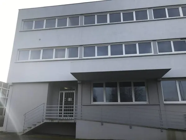 Bureaux 1760 m²