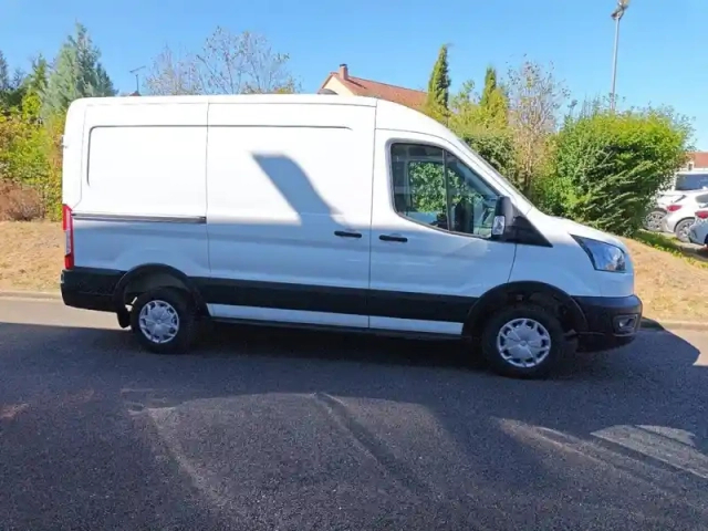 Ford Transit 2t fg t310 l2h2 2.0 ecoblue 130ch ambiente — photo 4