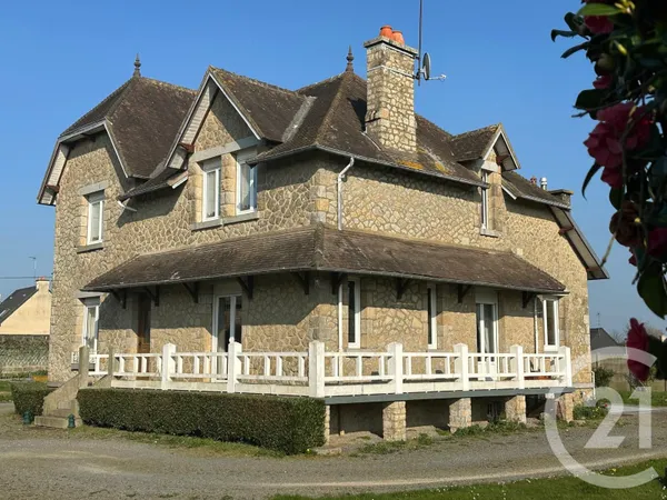 Maison 9 pièces 219 m²