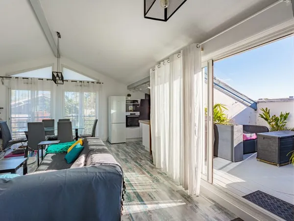 À vendre, duplex avec terrasse à Bayonne
