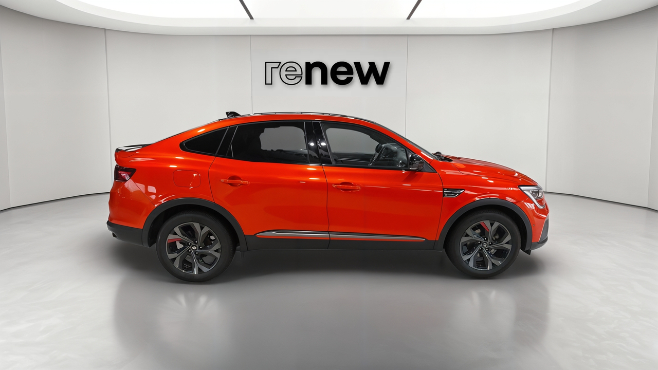 Renault Arkana E-Tech 145 - 21B — photo 6