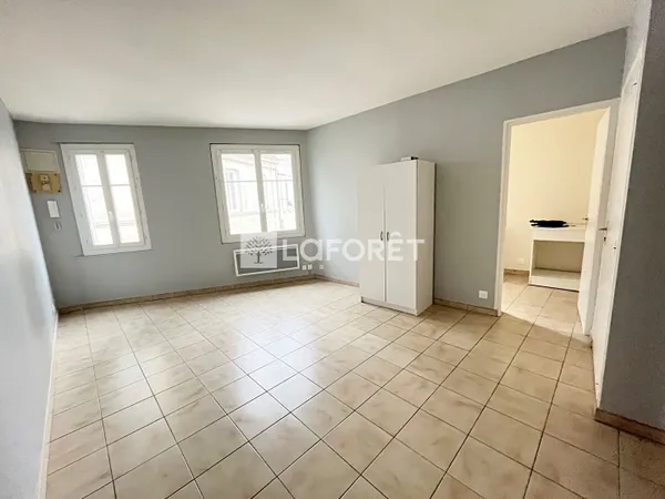 Studio 1 pièce 30 m²
