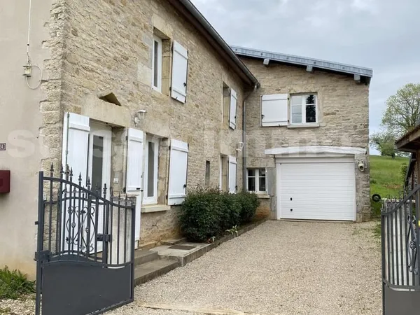 Maison - 6 pièce(s) - 150 m2