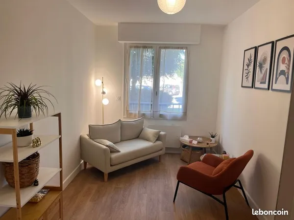 Bureau dans cabinet pluridisciplinaire - Saint-Servan