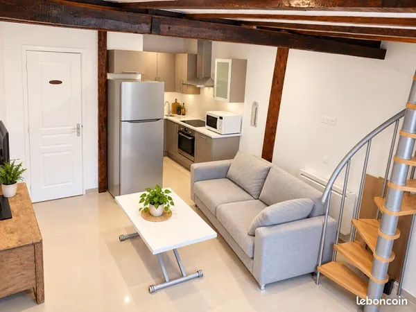 Maisonnette indépendante 2 pièces - Centre Lorrez-le-Bocage
