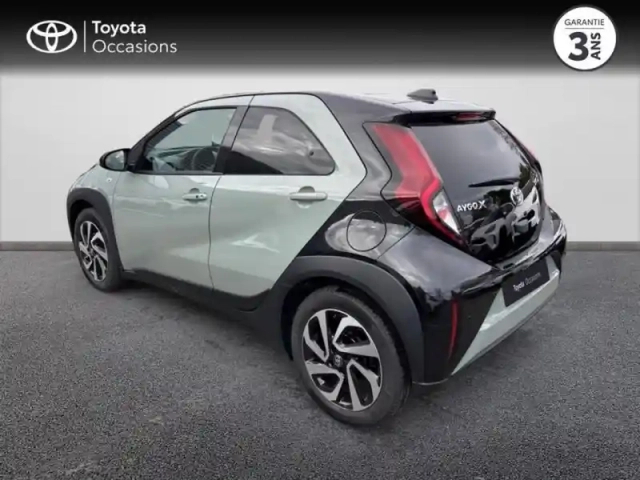 Toyota Aygo X 1.0 vvt-i 72ch design zen radar s-cvt my24 — photo 2