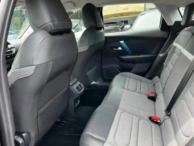 Citroën C4 moteur électrique 136ch (100 kw) c-series automatique — photo 10