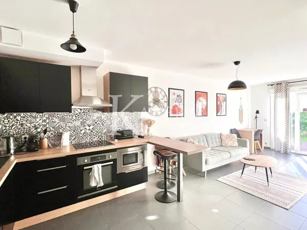 LOCATION MAISON 4P - VILLENEUVE LOUBET - TERRASSE 20M2 - PARKING
