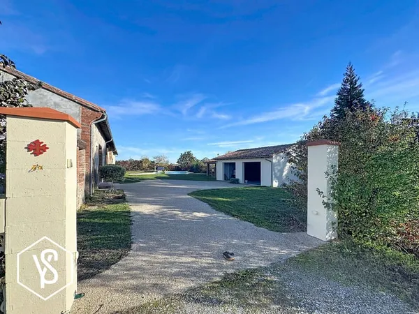 Maison et villa de prestige Vente Lanta 7p 280m² 695000€