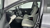 Toyota Yaris 116h Iconic 5p MY22 — photo 12
