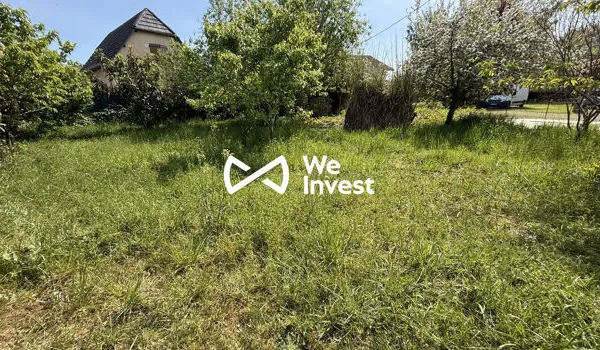 Terrain 711 m²
