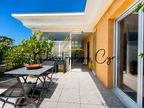 EXCLUSIVITÉ – APPARTEMENT D’EXCEPTION 4 PIÈCES DE 108 M² – DERNIER ÉTAGE AVEC 100 M² DE TERRASSE