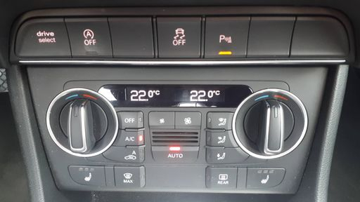 Audi Q3 1.4 TFSI COD 150 S-Tronic6 - Business – 2017 – 144962 km – Essence – Boîte Automatique — photo 15
