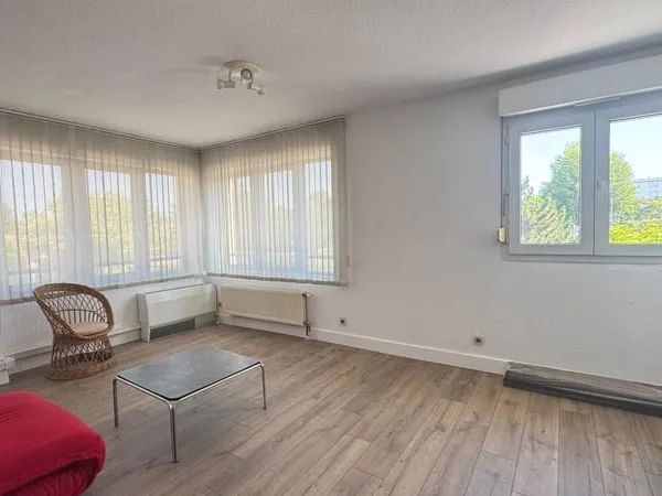 Appartement T 3 - 4 emplacement N°1 sur BLV.