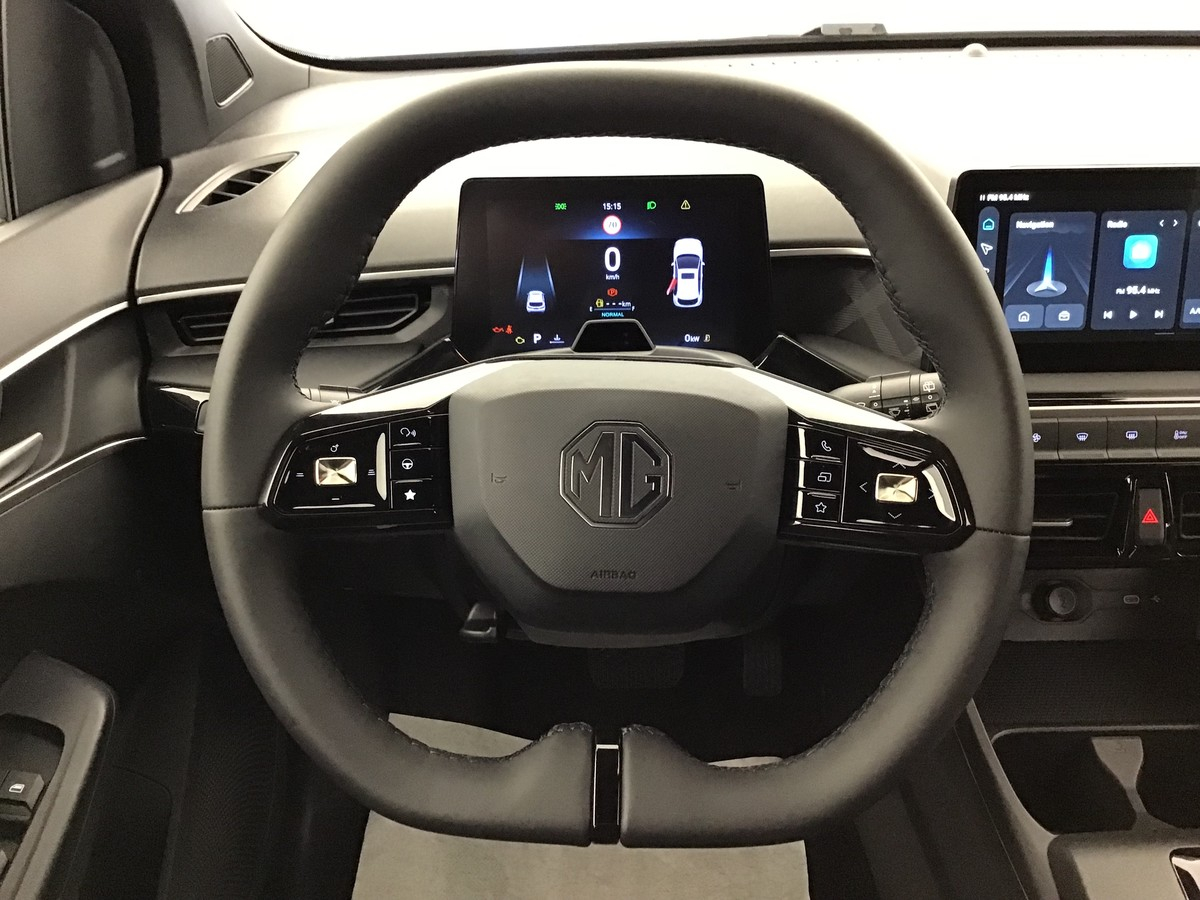 MG MG3 — photo 12