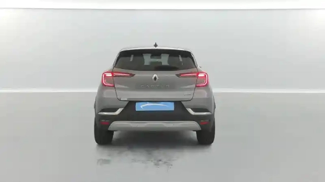 Renault Captur e-tech 145 - 21 — photo 13