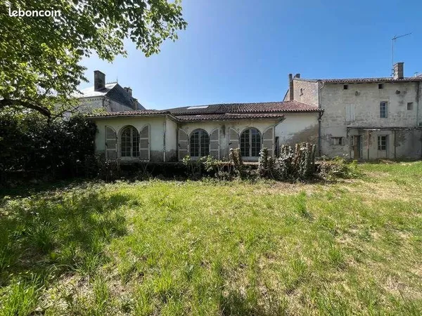 Maison 8 pièces 180 m²