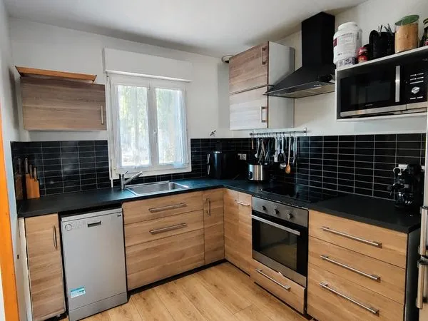 Maison T3 en résidence avec jardin, garage et piscine commune