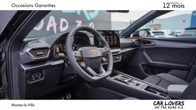 Cupra Leon 1.5 etsi hybrid 150 ch dsg7 — photo 20