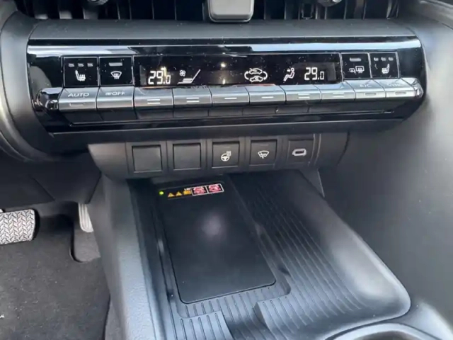 Toyota C-Hr 2.0 phev 225 design ng hybride recharge — photo 17