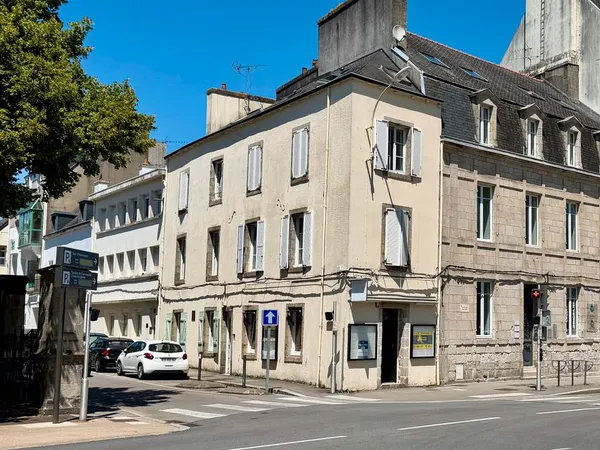 Local commercial QUIMPER centre 70 m2