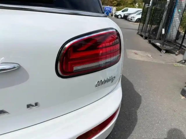 Mini Mini clubman cooper d 150ch edition premium plus bva8 — photo 5