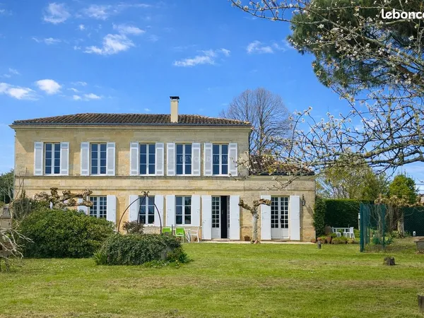 Maison 6 pièces 158 m²