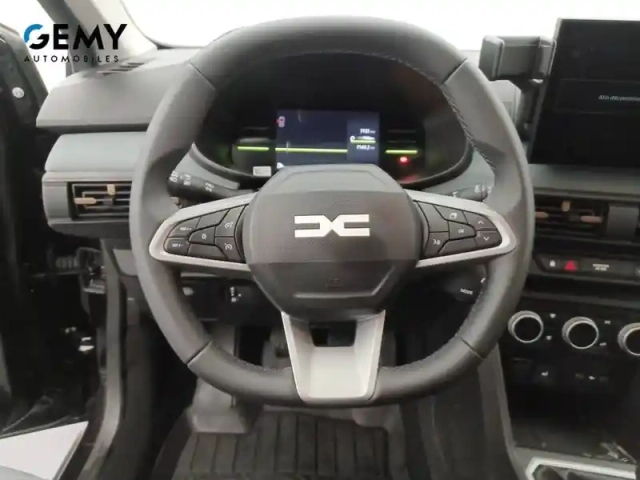 Dacia Jogger tce 110 7 pl — photo 48