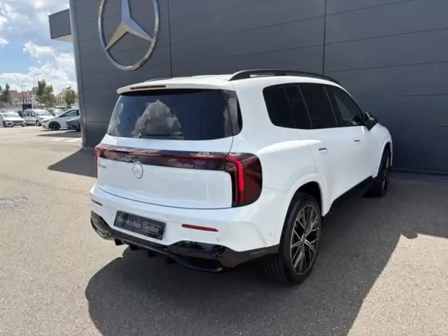 Mercedes Glb 200 amg line — photo 5