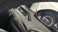 Peugeot 208 1.2 PureTech 82ch E6.c Signature 5p — photo 23