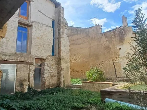 MAISON DE MAÏTRE