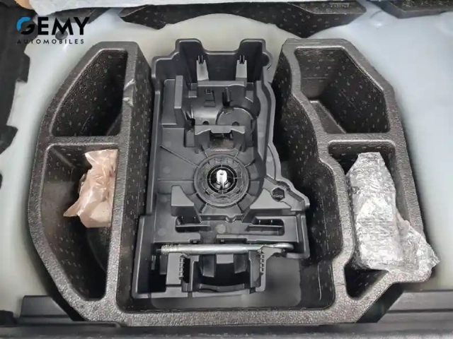 Peugeot 208 puretech 100 s&amp;s bvm6 — photo 62
