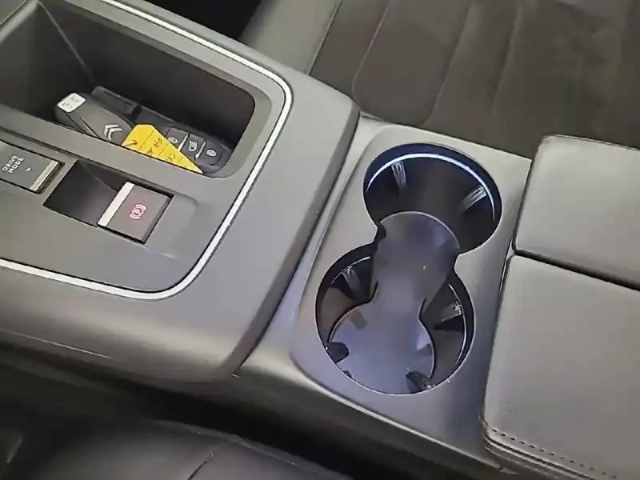 Citroën C5 Aircross puretech 130 s&amp;s eat8 — photo 48