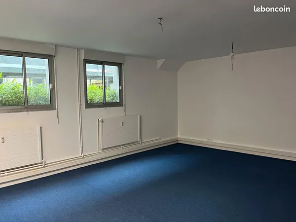 Bureaux 154 m² LORIENT