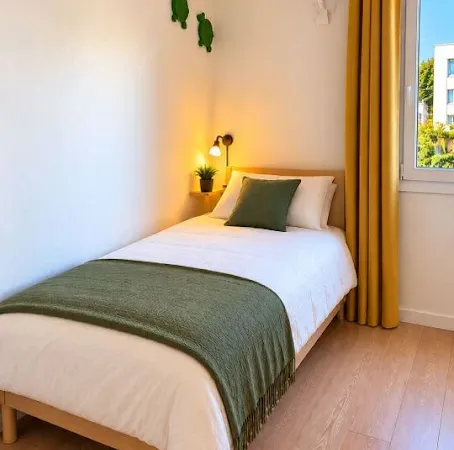 Chambre 1 pièce 9 m²