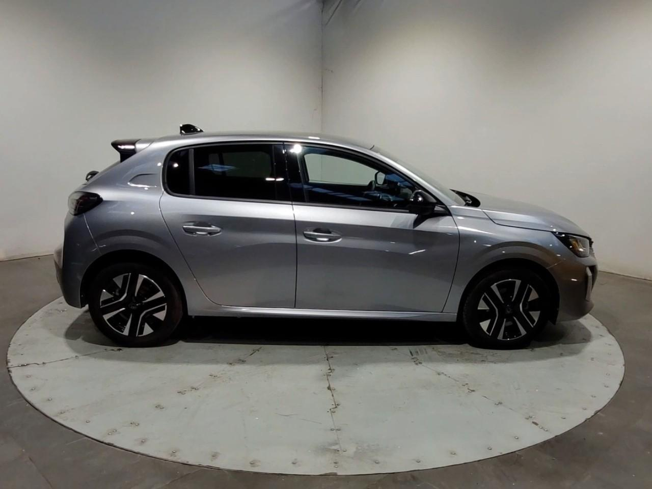 Peugeot 208 hybrid 100 e-dcs6 allure — photo 6