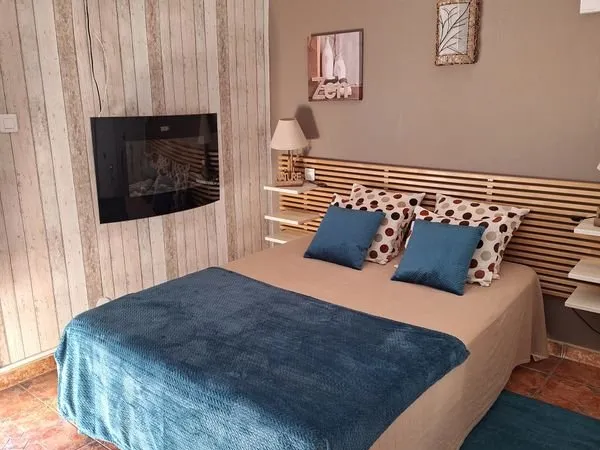 Joli studio renove climatise 3* - parking prive