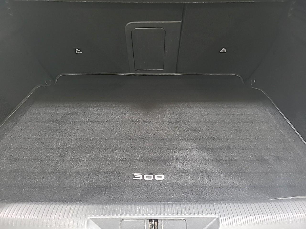 Peugeot 308 phev 180 e-eat8 gt — photo 14