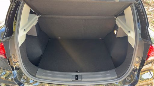 MG ZS 1.0 T-GDi 111 2WD BVA - Luxury – 2022 – 21393 km – Essence – Boîte Automatique — photo 39