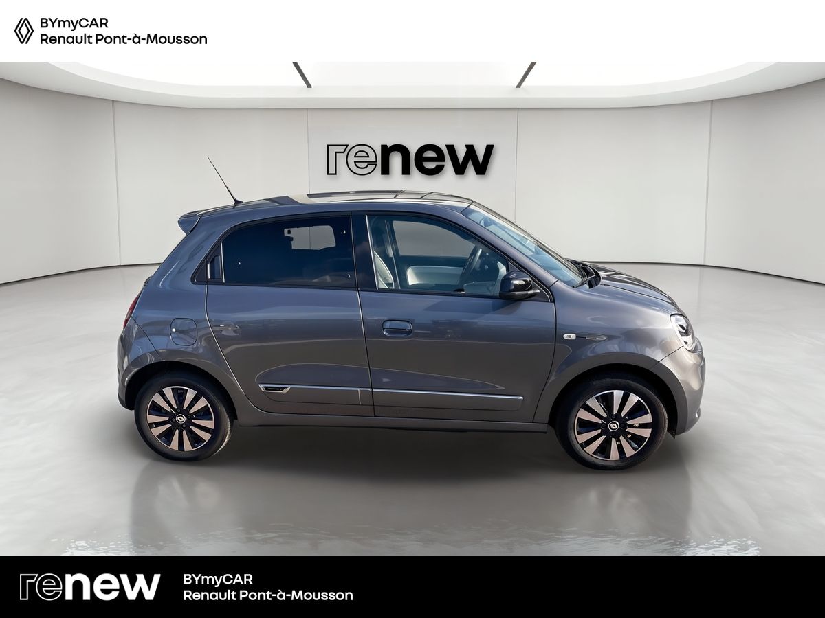 Renault Twingo III E-Tech — photo 6